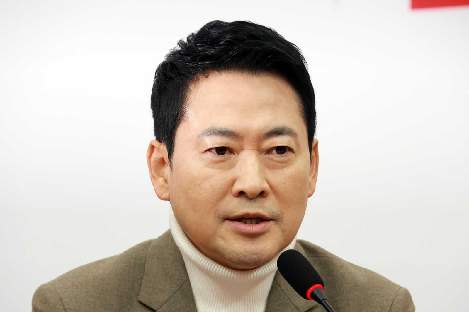 장동혁 국민의힘 대표가 5일 서울 여의도 국회에서 열린 최고위원회의에서 발언하고 있다. 뉴시스