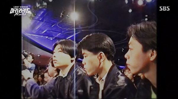 전 세계를 놀라게 한 조학동 선수(왼)와 신의욱 선수(우)_출처 SBS