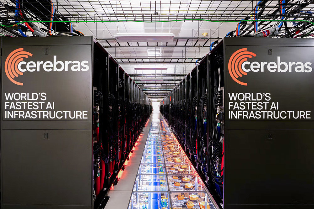 세레브라스가 미국 오클라호마시티에 구축한 WSE 기반 데이터센터 / 출처=세레브라스