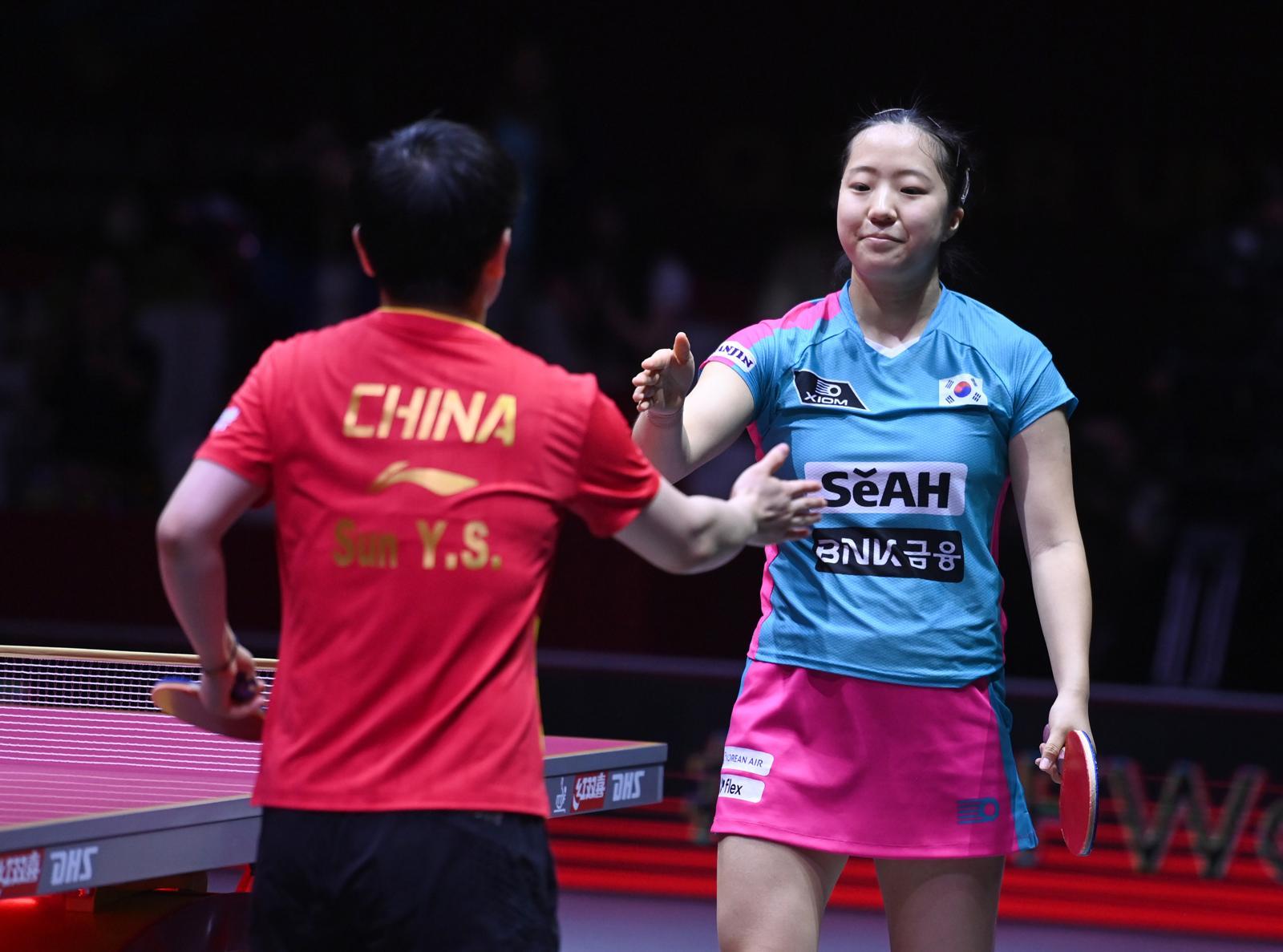 한국 여자탁구 국가대표 신유빈(오른쪽). 2025.5.23 ⓒ 뉴스1