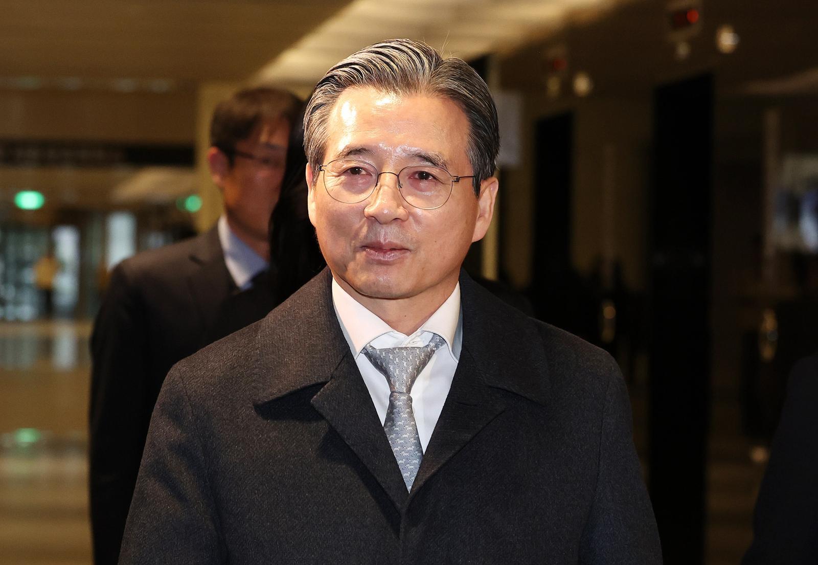 김용범 청와대 정책실장이 9일 서울 중구 대한상공회의소에서 열린 10대 그룹 사장단과 비공개 간담회에 참석하기 위해 회의장으로 입장하고 있다.. 2026.1.9