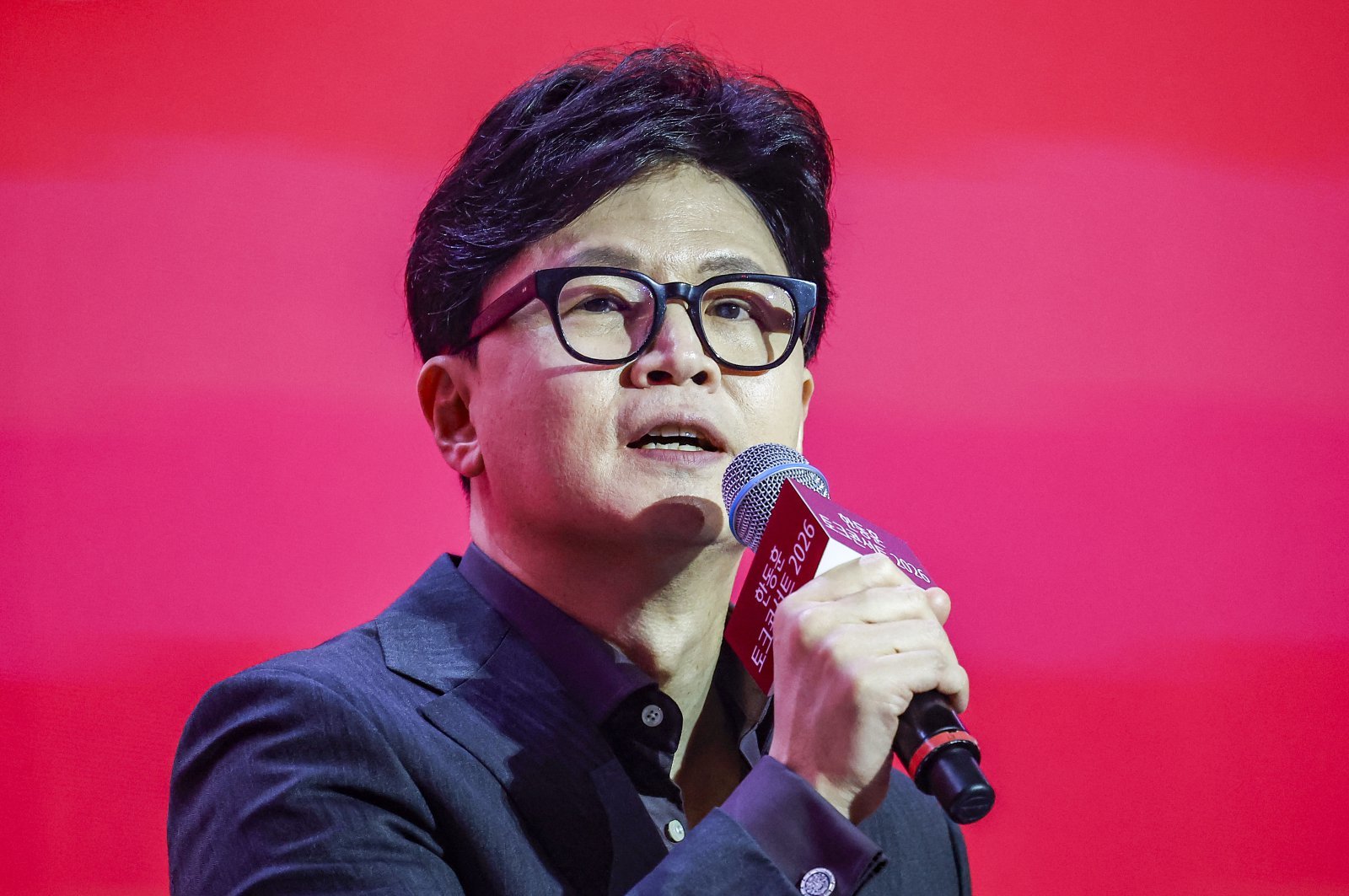 한동훈 전 국민의힘 대표가 8일 서울 송파구 잠실실내체육관에서 열린 토크콘서트 2026에서 발언하고 있다. 2026.02.08 뉴시스