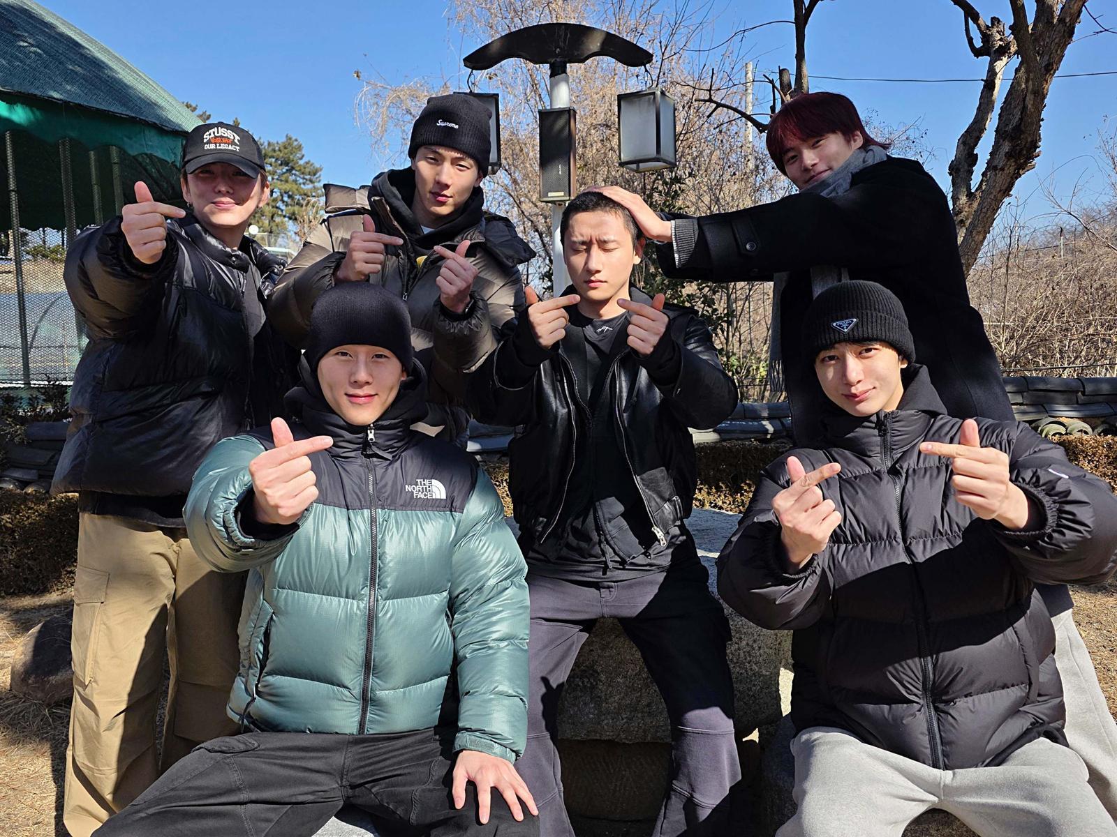 [사진 = 몬스타엑스 공식 SNS]