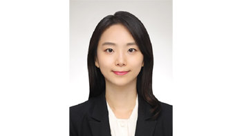 [광화문에서/이설]“선생님 병원이 어딘가요?”… 노년층 홀리는 ‘전문가 AI’