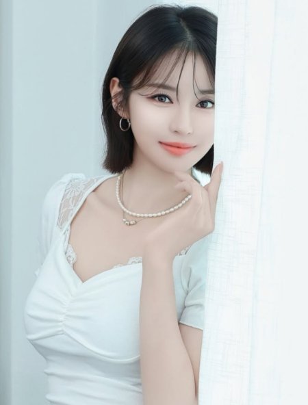 모델 안나경. 사진=플렉스티비 제공