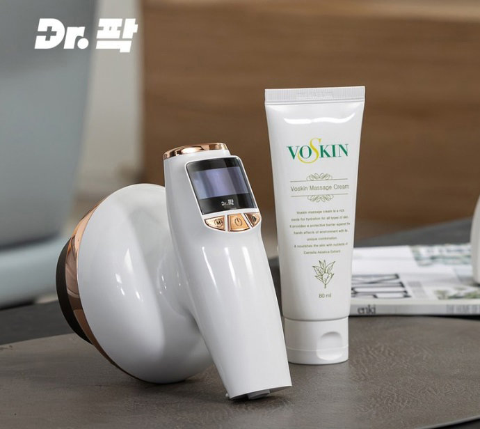 닥터팍은 41도 심부열을 생성시켜 무릎 통증을 완화하는 제품이다. 더뉴보스킨 제공