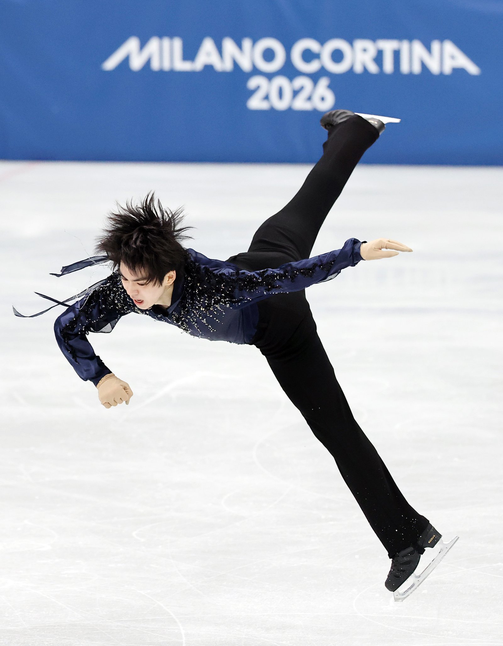 피겨 차준환이 10일(현지시간) 이탈리아 밀라노 아이스 스케이팅 아레나에서 열린 2026 밀라노·코르티나담페초 동계 올림픽 피겨스케이팅 남자 싱글 쇼트프로그램에 출전해 연기를 펼치고 있다. 2026.2.11 뉴스1