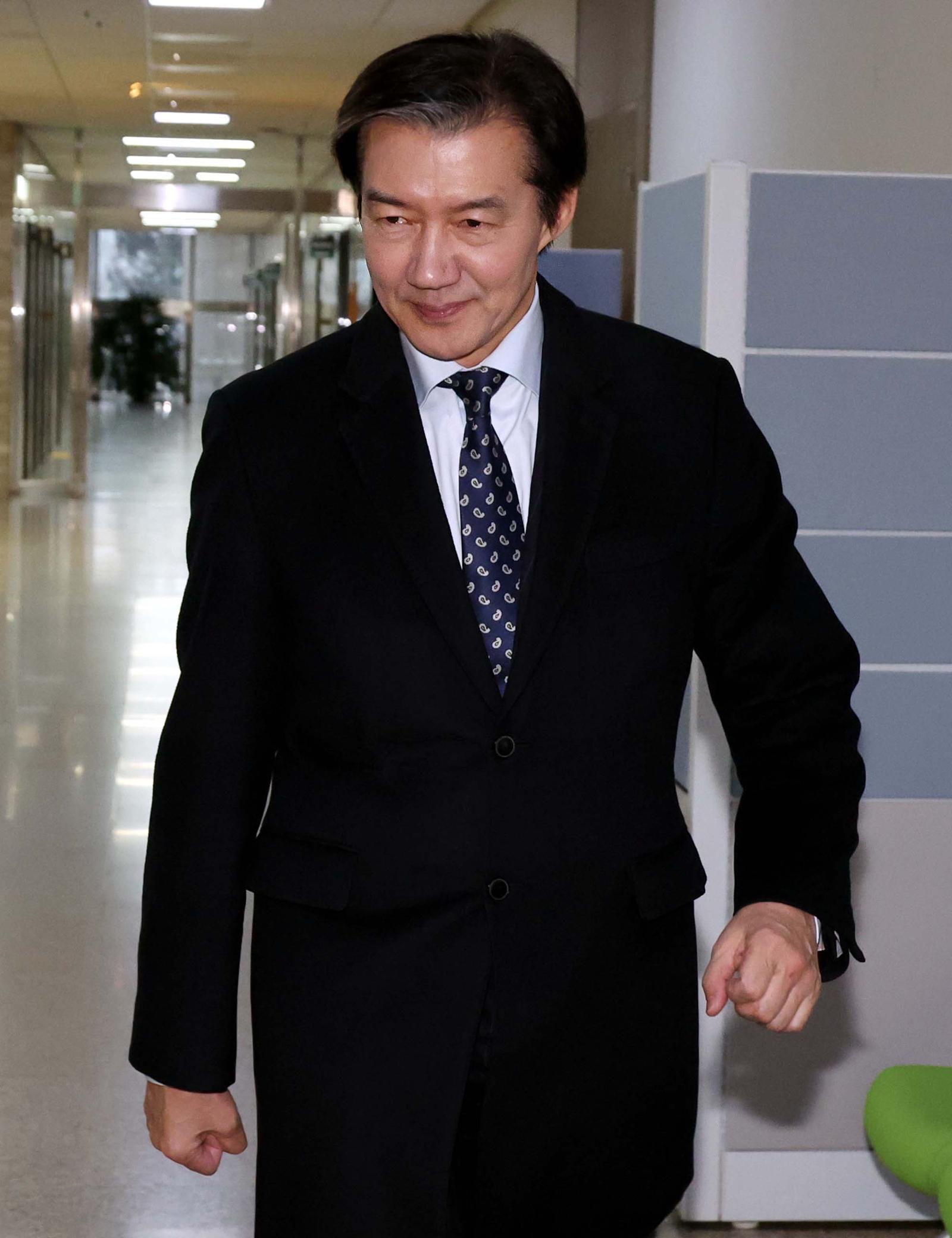 조 대표가 이날 국회에서 열린 최고위원회의에 참석하고 있다. 뉴시스