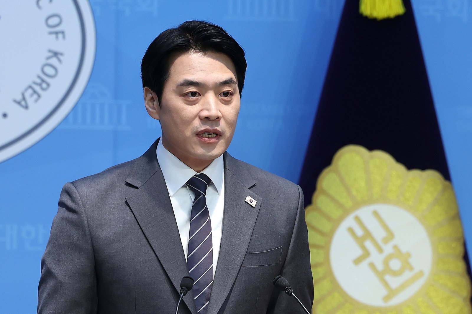 한준호 더불어민주당 의원이 12일 서울 여의도 국회 소통관에서 경기도지사 출마 기자회견을 하고 있다. 2026.2.12 뉴스1