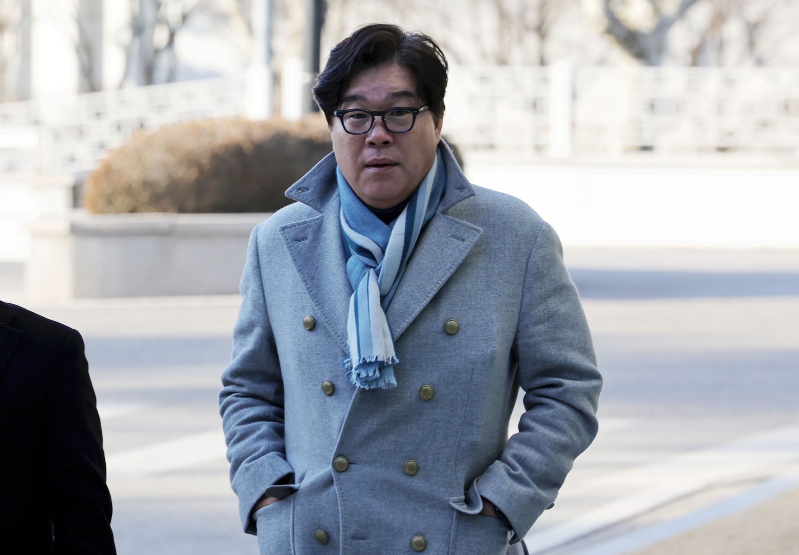 김성태 전 쌍방울 회장이 20일 오전 서울 서초구 서울고등검찰청 인권침해점검 태스크포스(TF)에 피의자 신분으로 출석하고 있다. 2026.01.20. [서울=뉴시스]