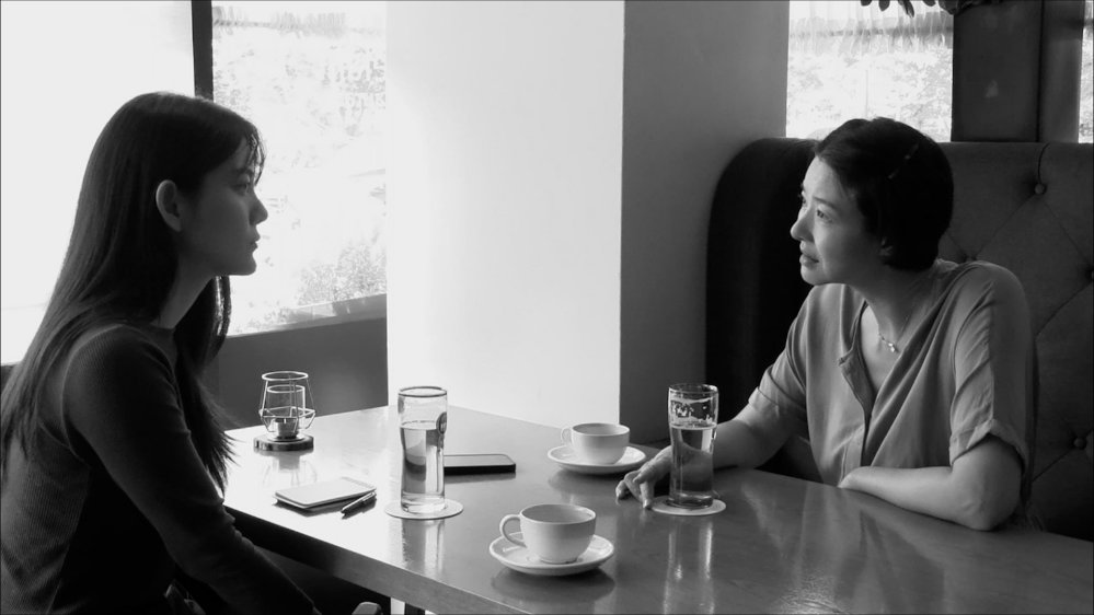 홍상수의 ‘그녀가 돌아온 날’ 속 장면. 전원사 제공