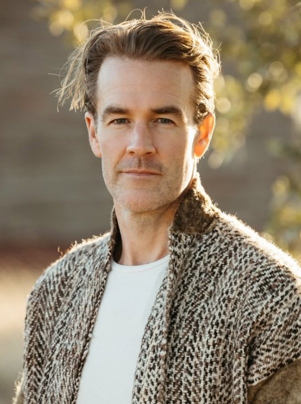 대장암으로 투병하던 할리우드 배우 제임스 밴 더 비크가 48세를 일기로 사망했다. 인스타그램 캡처.