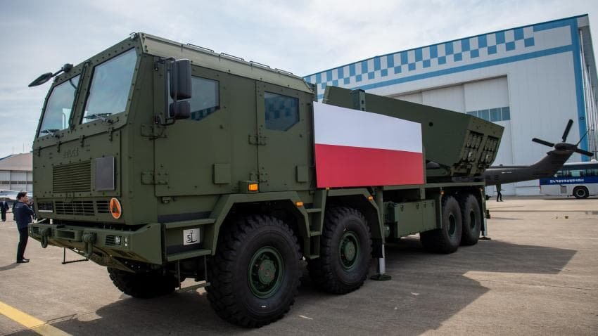 폴란드 수출버전(호마르-K)으로 개조된 천무. 한화에어로스페이스 제공