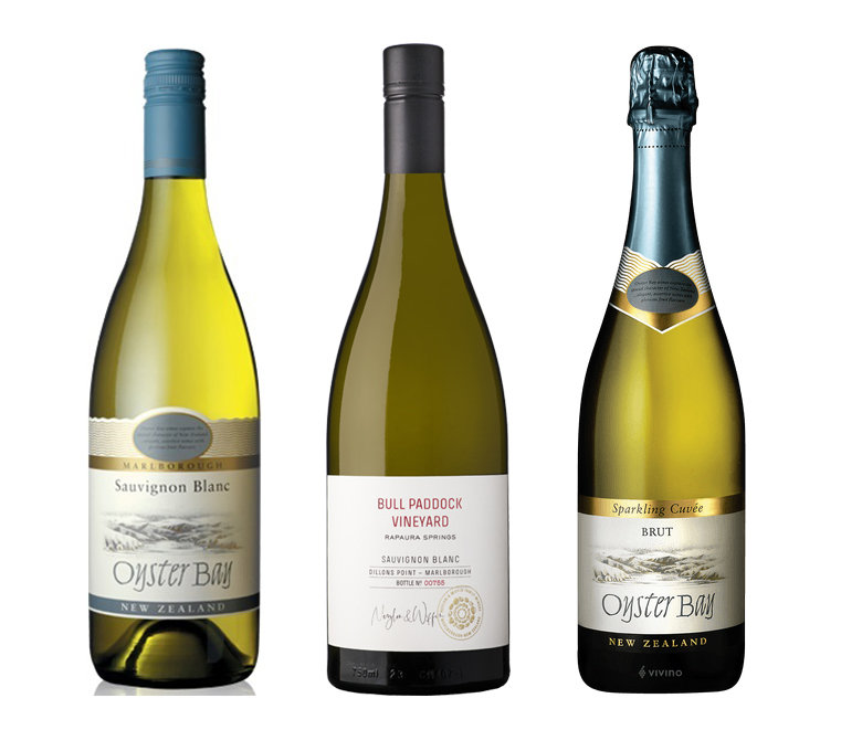 국내 화이트와인 소비가 늘면서 뉴질랜드산 쇼비뇽 블랑 등 합리적 가격의 제품 판매도 크게 늘고 있다. 편의점 등에서 인기리에 팔리는 ‘오이스터베이 쇼비뇽 블랑’ ‘라파우라 스프링스’ ‘오이스터베이 스파클링 뀌베 브뤼’(왼쪽부터). 아영FBC·금양인터내셔날 제공