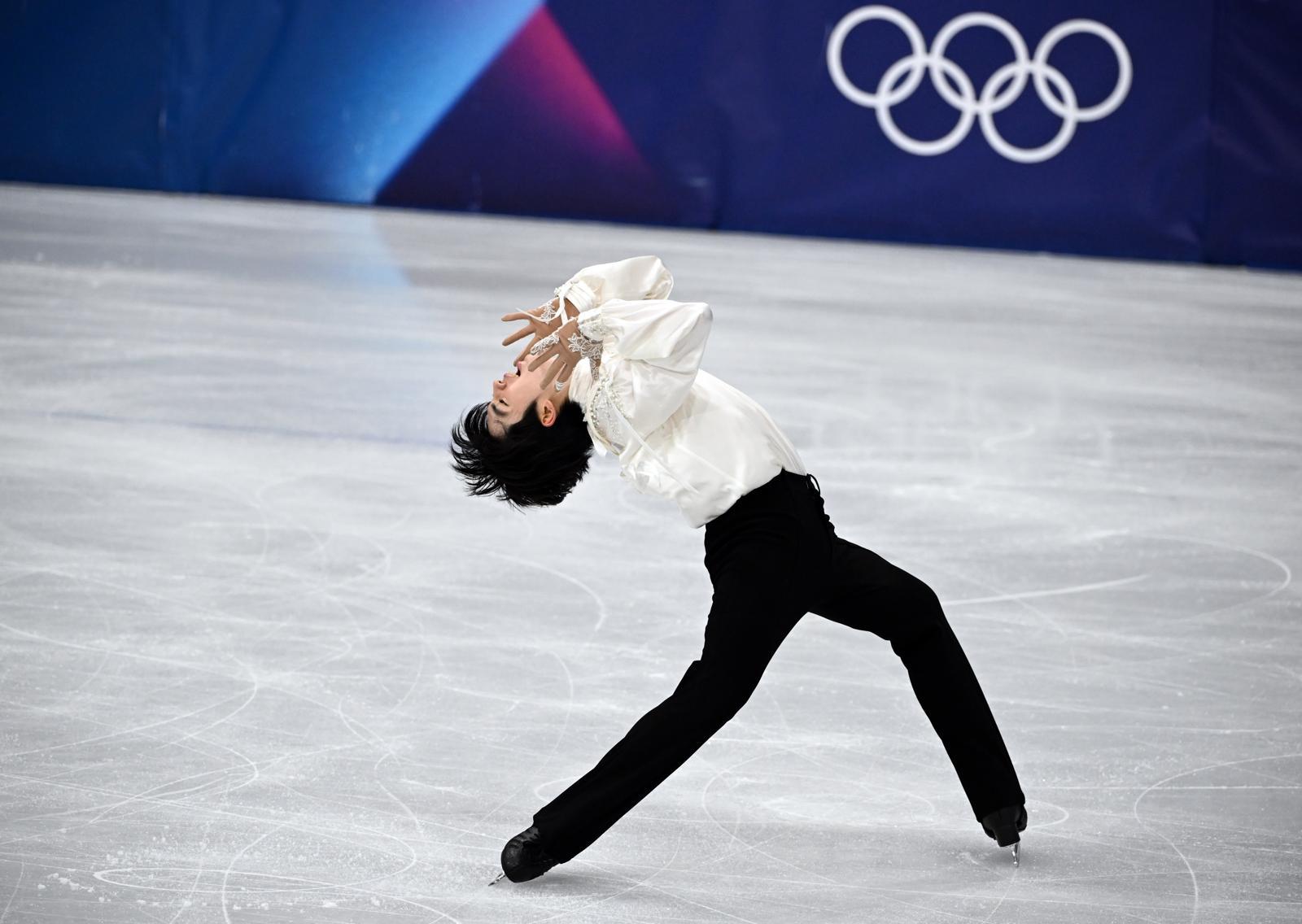 차준환의 시그니처 무브인 이너바우어 연기 장면. 밀라노사진공동취재단