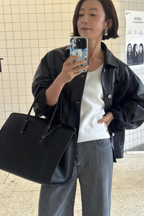 배우 김희애 인스타그램