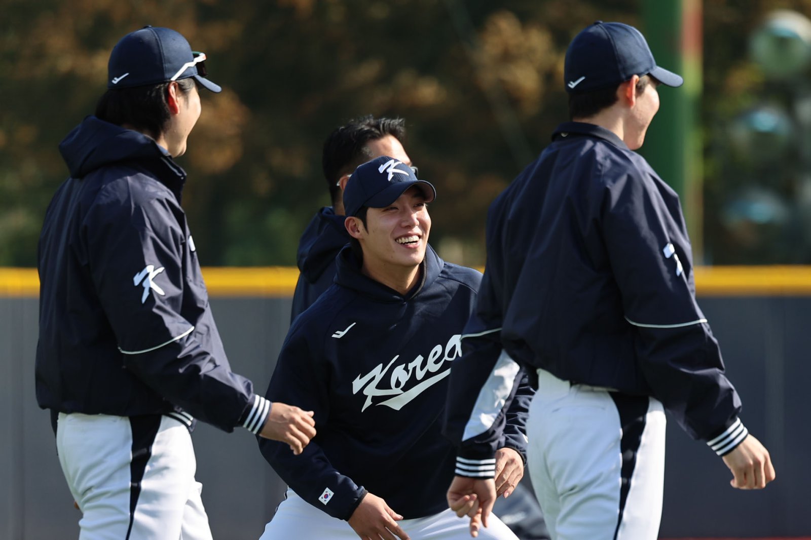 대한민국 야구 국가대표팀 원태인이 2일 오후 경기 고양시 고양국가대표야구훈련장에서 첫 훈련을 하고 있다. 2025.11.02. [고양=뉴시스]