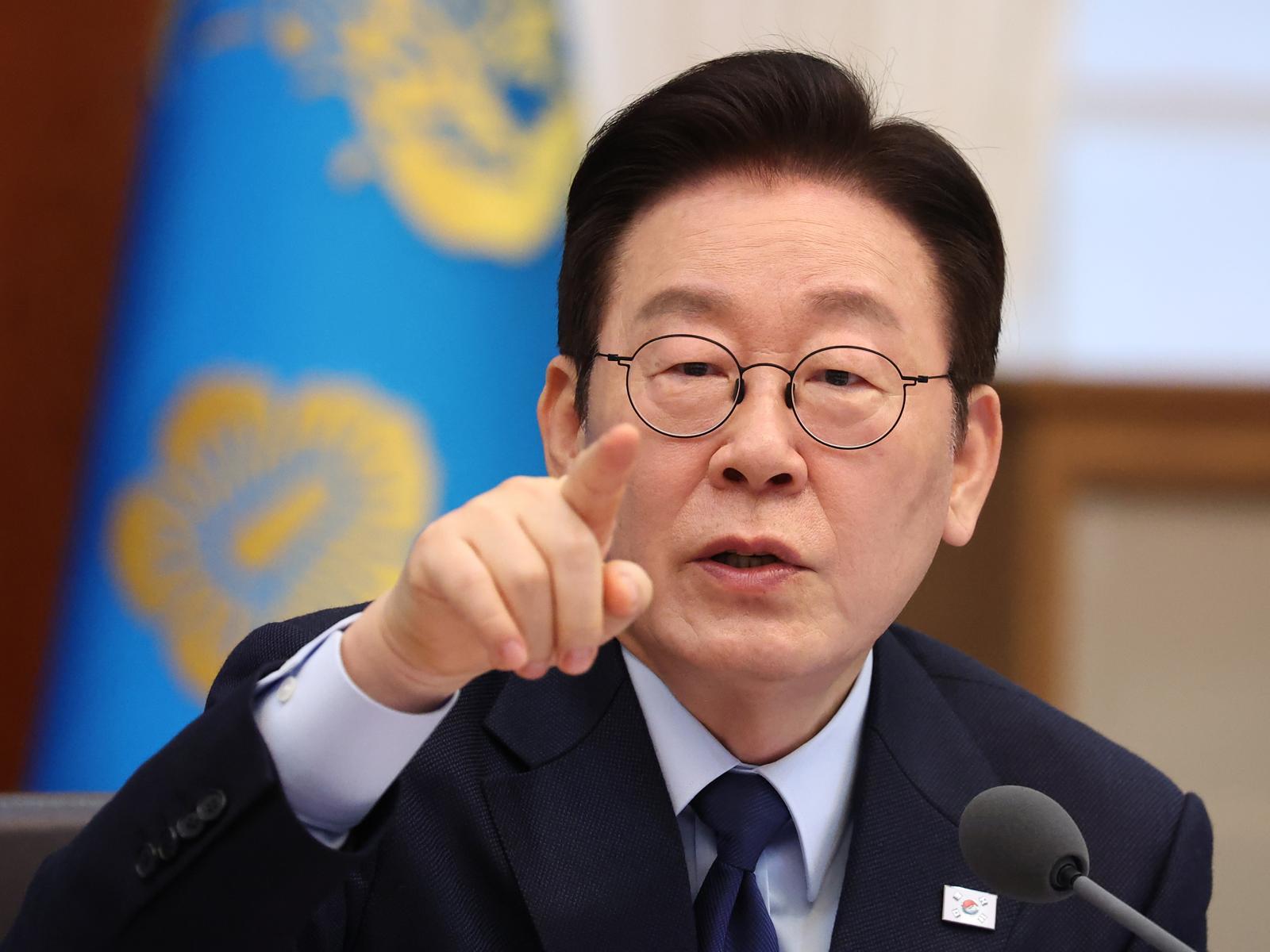 이재명 대통령이 10일 청와대에서 열린 국무회의에서 발언을 하고 있다. 2026.2.10 ⓒ 뉴스1