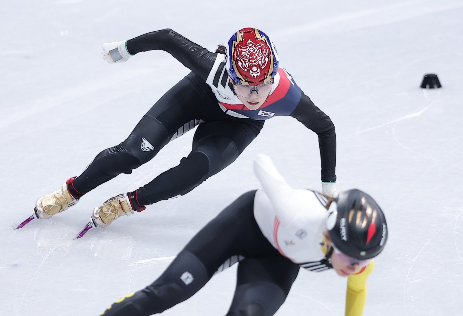 쇼트트랙 노도희가 14일(현지시간) 이탈리아 밀라노 아이스스케이팅 아레나에서 열린 2026 밀라노·코르티나담페초 동계올림픽 쇼트트랙 여자 1000m 예선에서 질주하고 있다. 2026.2.15 ⓒ 뉴스1