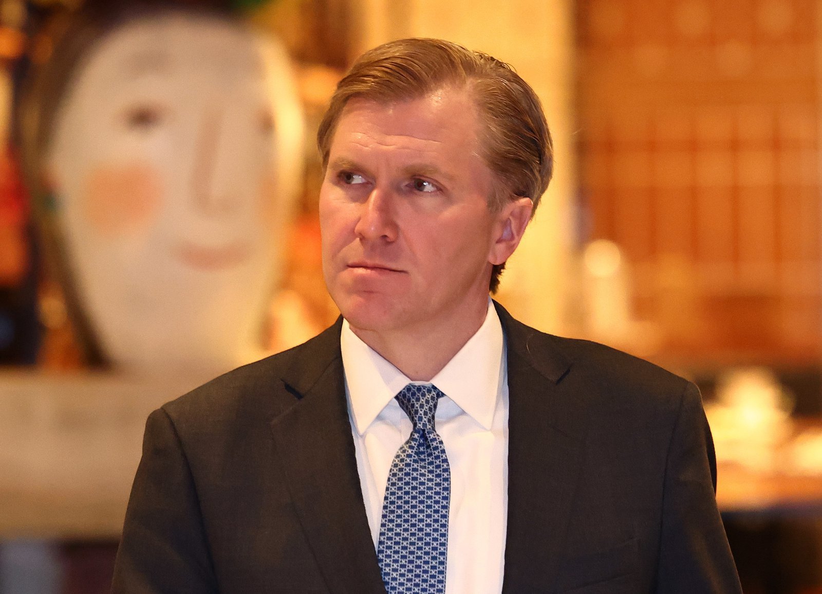 엘브리지 콜비 미국 국방부 정책담당 차관이 지난달 26일 오전 서울 종로구 포시즌스호텔에서 조현 외교부 장관과 외교안보 현안 논의를 마치고 행사장을 나서고 있다. 2026.1.26/뉴스1