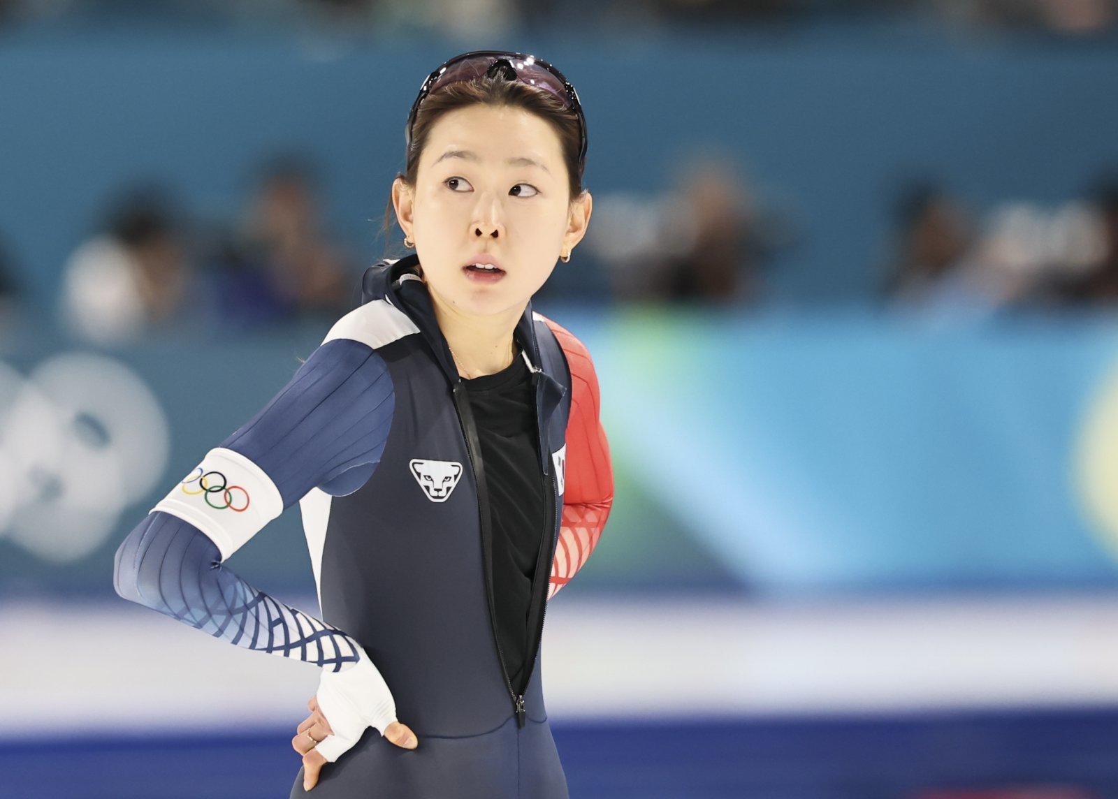스피드스케이팅 김민선이 15일(현지 시간) 이탈리아 밀라노 스피드스케이팅 스타디움에서 열린 2026 밀라노·코르티나 담페초 동계올림픽 스피드스케이팅 여자 500m 결선 경기를 마치고 숨을 고르고 있다. 2026.02.16 밀라노=뉴시스