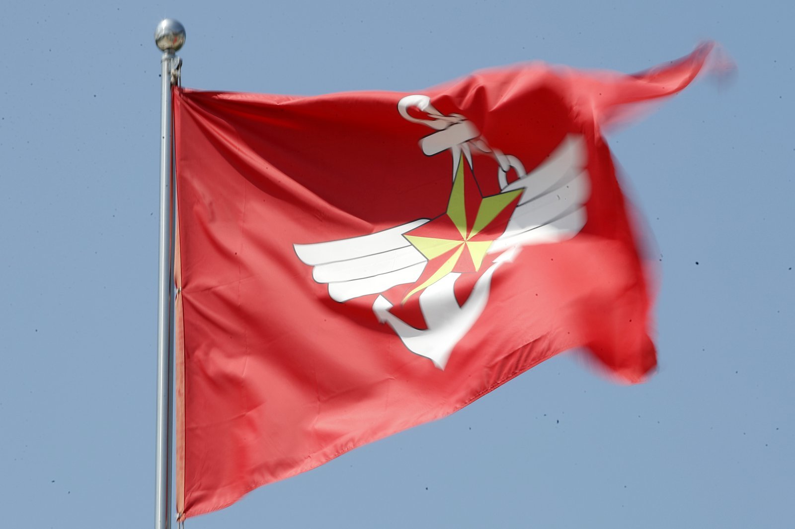 서울 용산구 전쟁기념관 국방부 깃발. 2021.6.4 뉴스1