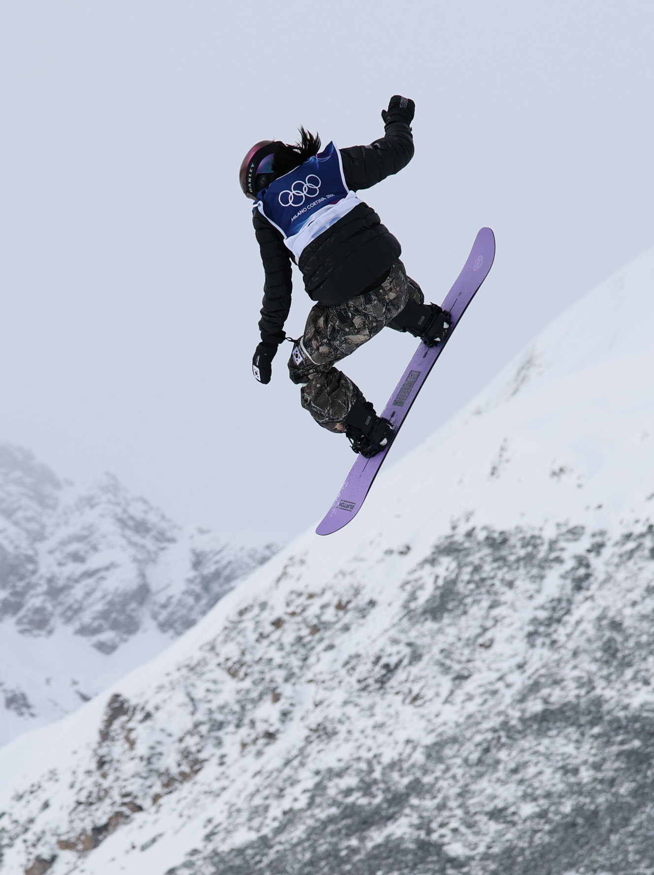 스노보드 유승은이 18일(한국시간) 이탈리아 리비뇨 스노파크에서 열린 2026 밀라노·코르티나담페초 동계올림픽 스노보드 여자 슬로프스타일 결선에 출전해 경기를 펼치고 있다. 2026.2.18. 뉴스1