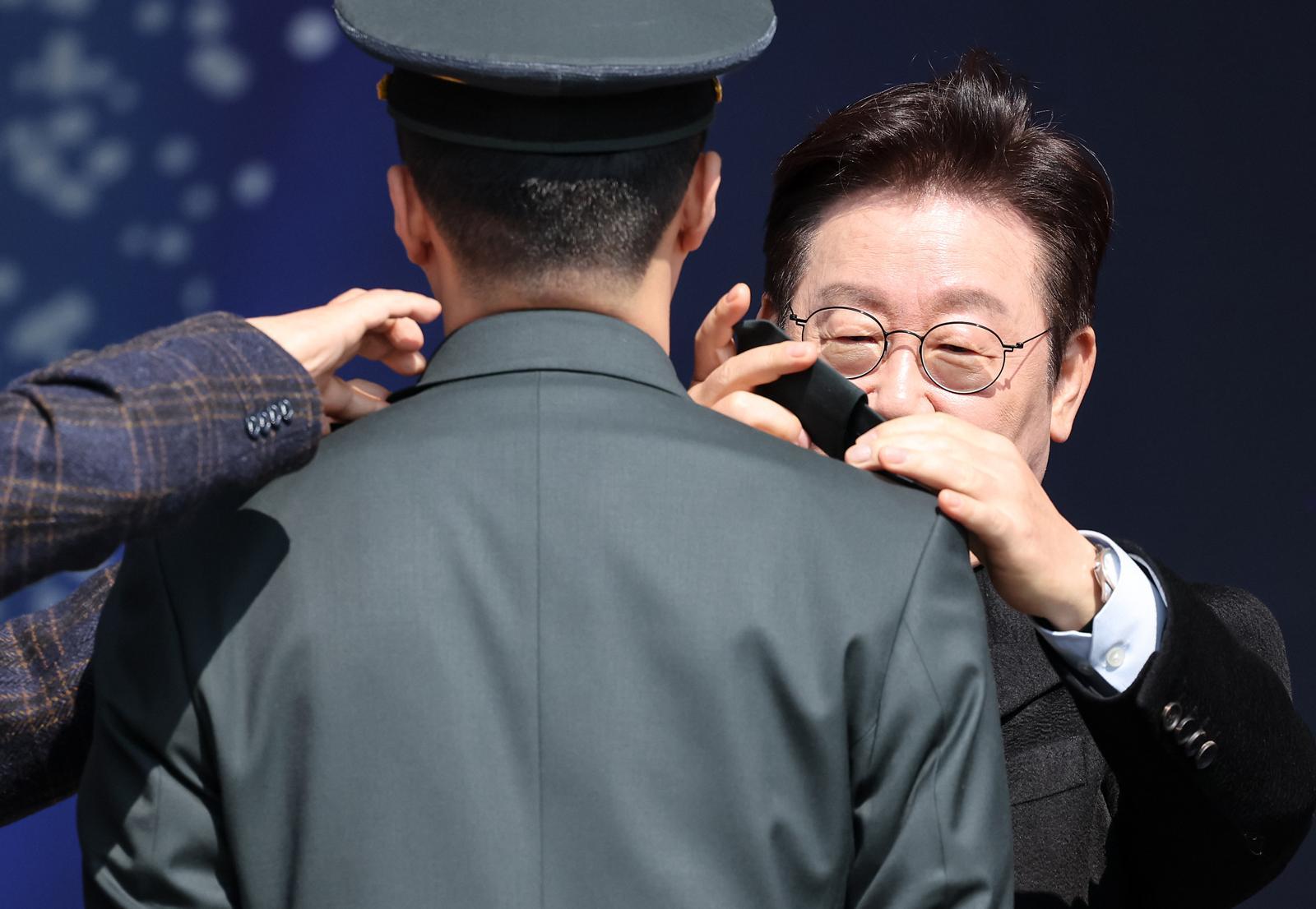 이재명 대통령이 20일 오전 충남 계룡대에서 열린 육·해·공군 사관학교 통합임관식에 참석해 있다. 2026.2.20 청와대사진기자단