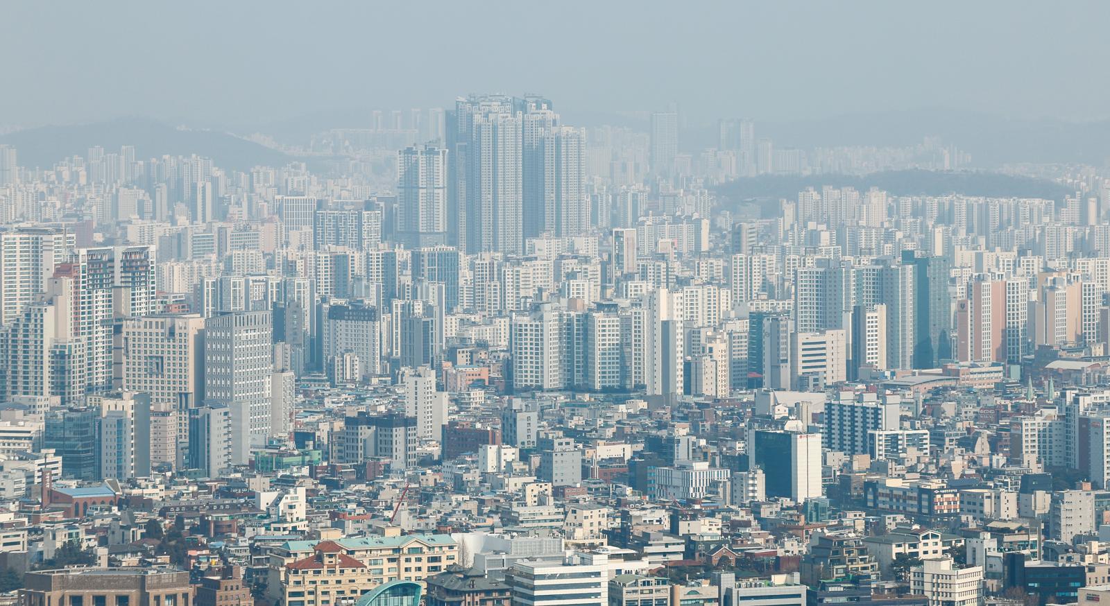 20일 오후 서울 남산에서 바라본 도심 아파트 단지.  2026.2.20/뉴스1