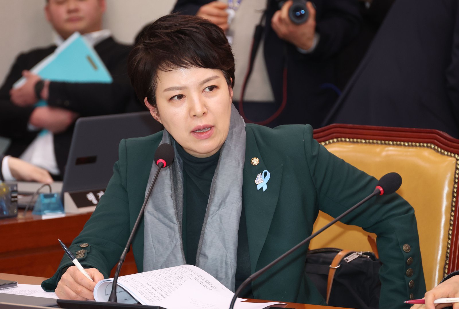 김은혜 국회 12.29 여객기참사특위 국민의힘 간사가 27일 오후 서울 여의도 국회에서 열린 12.29여객기참사진상규명을위한국정조사특별위원회 전체회의에서 발언을 하고 있다. 2026.01.27 뉴시스