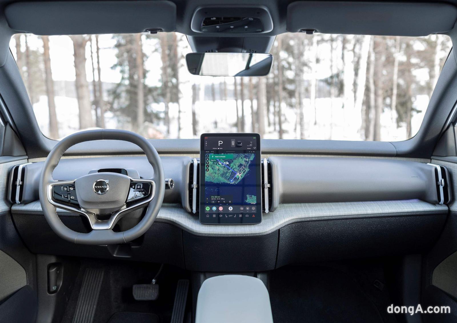 볼보 EX30 크로스컨트리