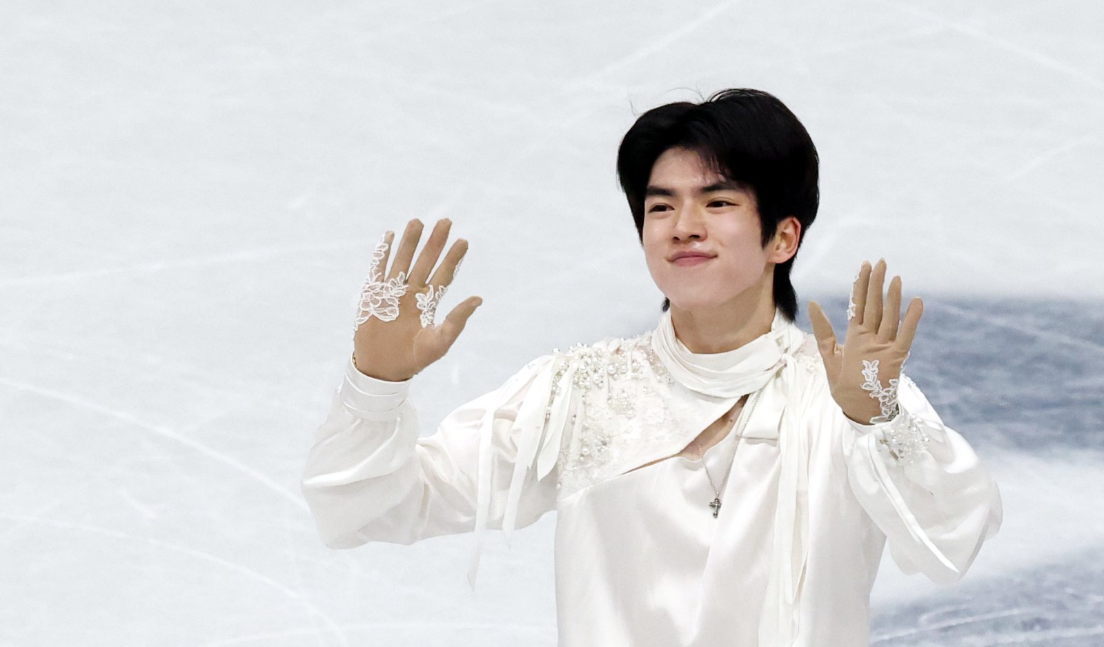 13일 (현지 시간) 이탈리아 밀라노 아이스 스케이팅 아레나 경기장에서 열린 2026 밀라노·코르티나담페초 동계올림픽 피겨스케이팅 남자 싱글 프리스케이팅에 출전한 차준환 선수가 연기를 마치고 관중들에게 인사를 하고 있다. 2026.02.14. [밀라노=뉴시스]