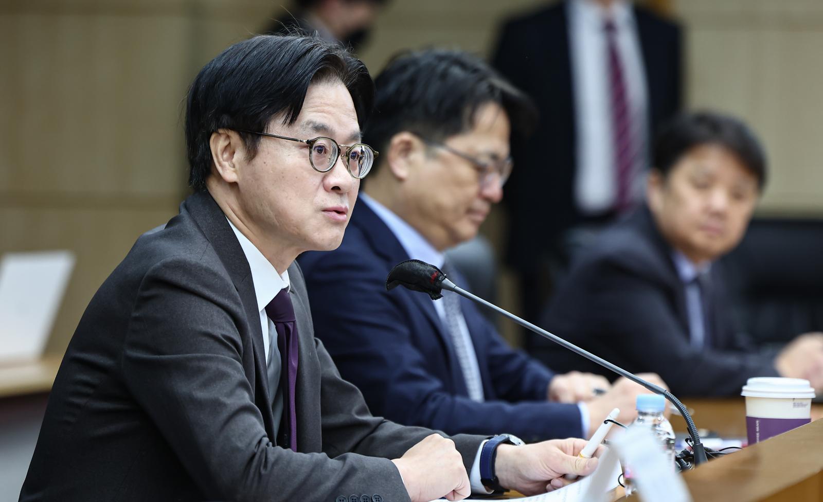 김정관 산업통상부 장관이 13일 서울 종로구 무역보험공사에서 열린 한미 전략적 투자 MOU 이행위원회에서 모두 발언을 하고 있다. 2026.2.13 ⓒ 뉴스1