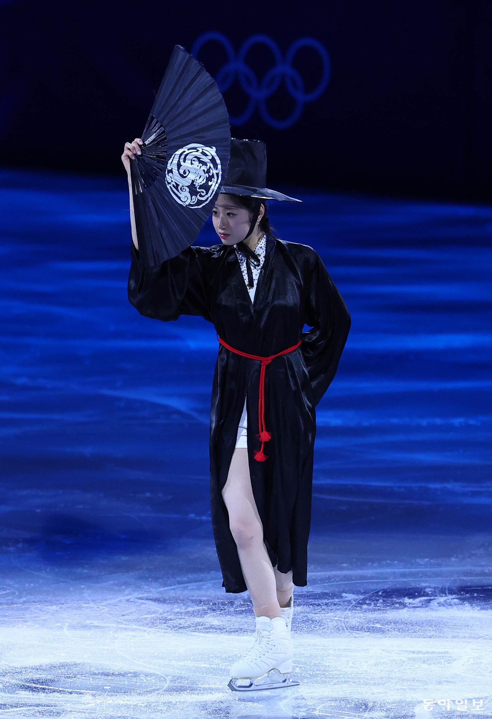 갈라쇼에서 넷플릭스 애니메이션 ‘케이팝 데몬 헌터스’의 ‘사자 보이즈’로 변신한 한국 피겨 여자 싱글 국가대표 이해인. 밀라노=전영한 기자 scoopjyh@donga.com