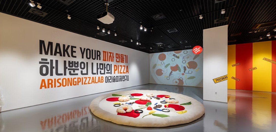 빵으로 전하는 일상의 행복…대전신세계갤러리 기획전 눈길