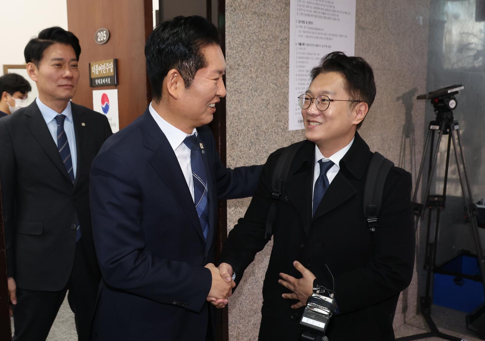 정청래 만난 김남준 “계양을 출마 의지 밝혀…당 결정 따를 것”