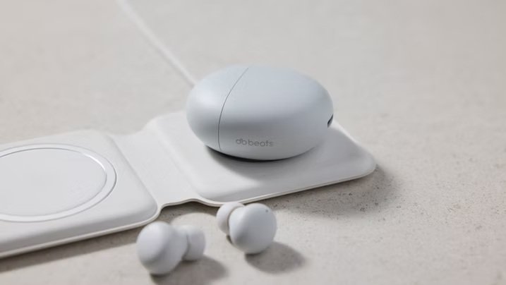 슬립웨이브의 포미버즈 이어폰. 심박 측정 센서 기술을 활용한다 / 출처=슬립웨이브