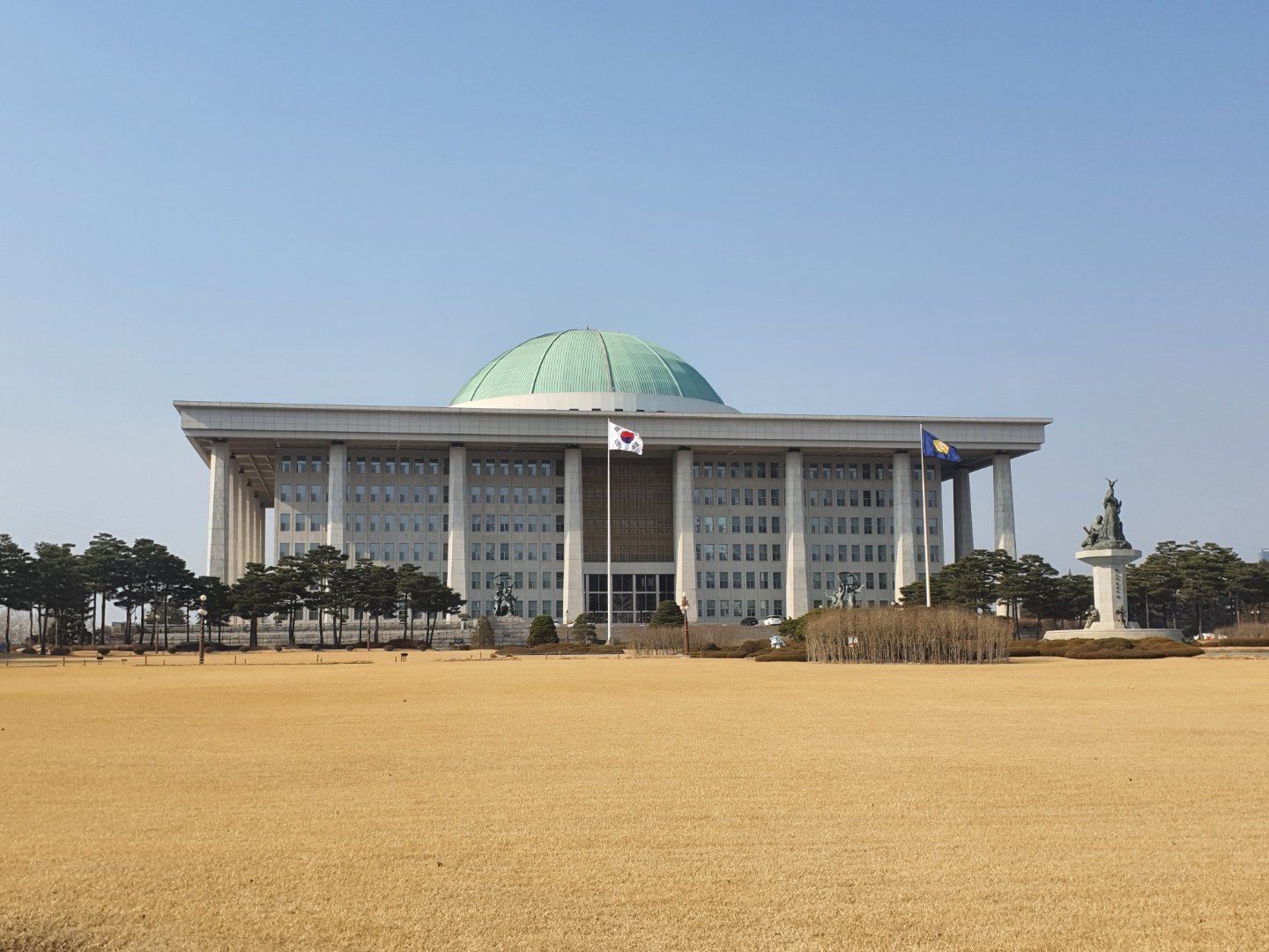 “아이 팔 잡아 내동댕이”…국회 어린이집 교사 아동학대 의혹 수사