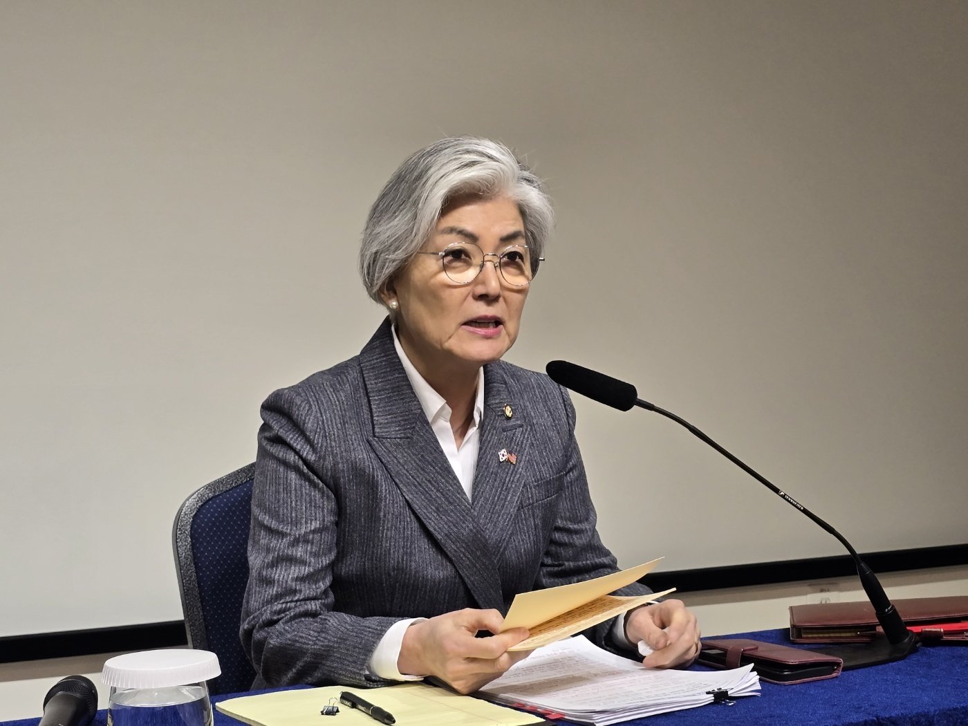 강경화 “美 관세 무효 판결, 국익 가장 부합하는 방향 대응”