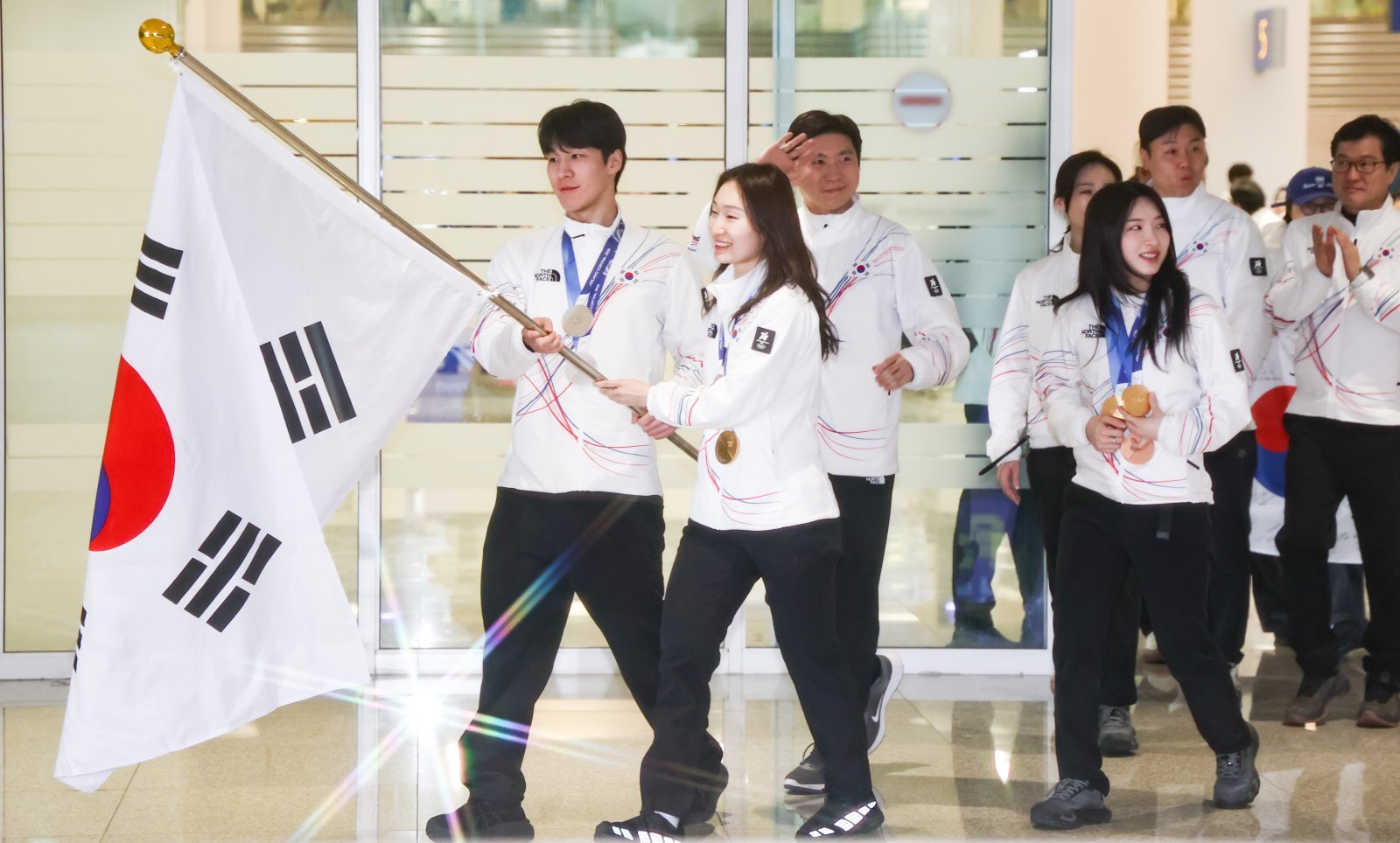 쉴 틈 없이 달리는 쇼트트랙…김길리·임종언, 바로 세계선수권 준비 돌입