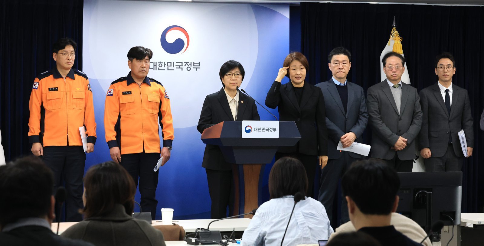 정은경 보건복지부 장관이 25일 서울 종로구 정부서울청사에서 응급환자 이송체계 혁신 시범사업 관련 브리핑을 하고 있다. 2026.2.25 ⓒ 뉴스1