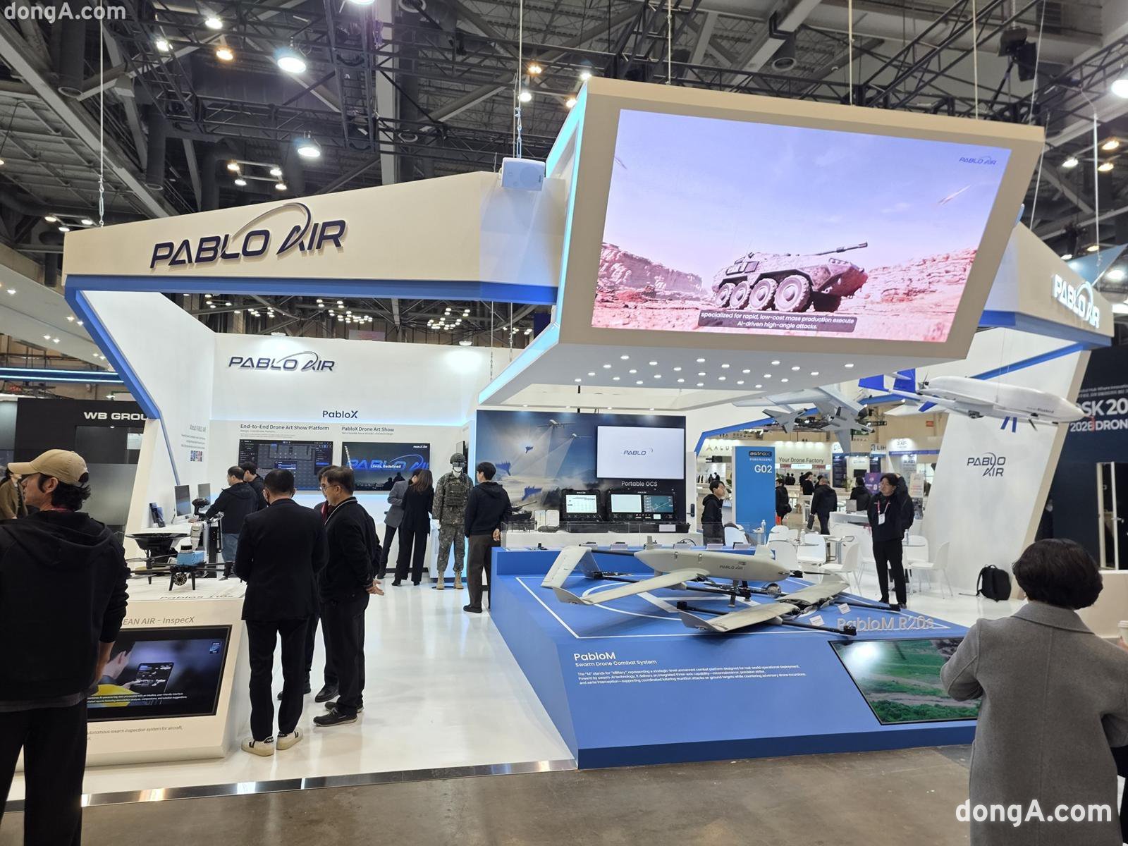 파블로항공 새로운 군집 자폭드론 제품 S20s를 최초로 선보였다.