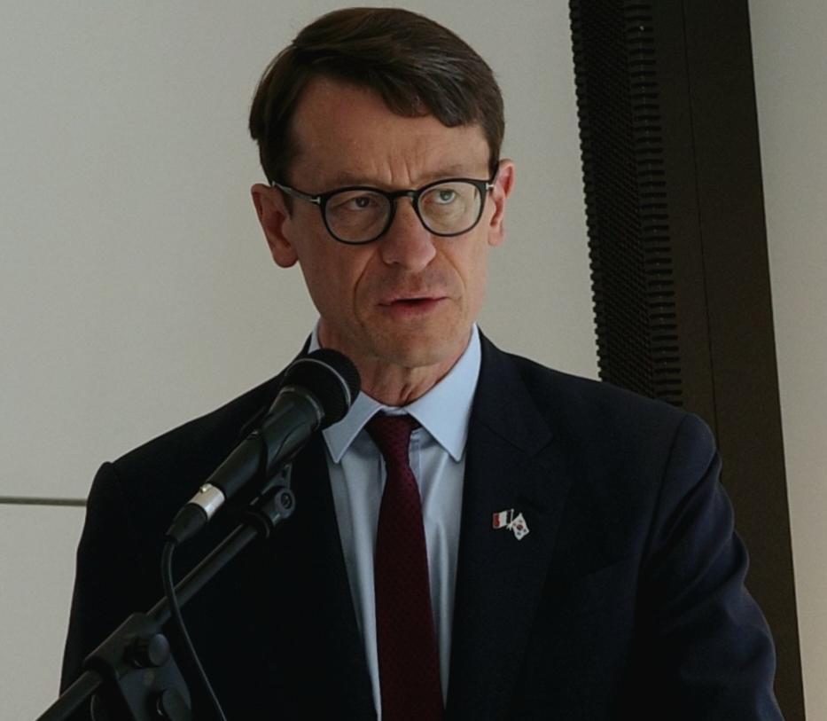 “韓-佛, 단순교역 넘어 핵심산업 파트너”