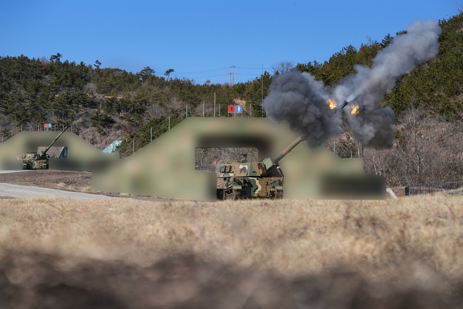 서북도서방위사령부 (이하 서방사) 예하 해병대 제6여단과 연평부대는 19일 백령도와 연평도에서 K-9 자주포가 참가한 가운데 1분기 해상사격훈련을 실시하였다. (사진=합참 제공) 2025.02.19. [서울=뉴시스]