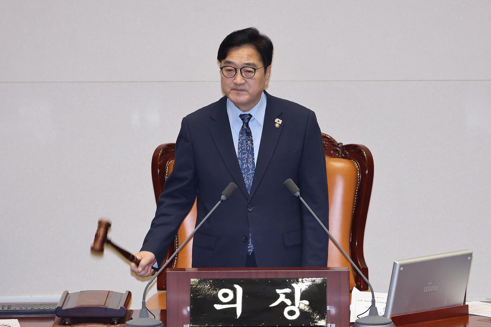 위헌논란 법안 ‘땜질 수정’ 반복하는 與… 우원식도 “몹시 나쁜 전례”