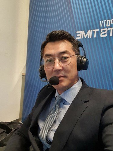 해설위원 시절의 서용빈.   뉴시스