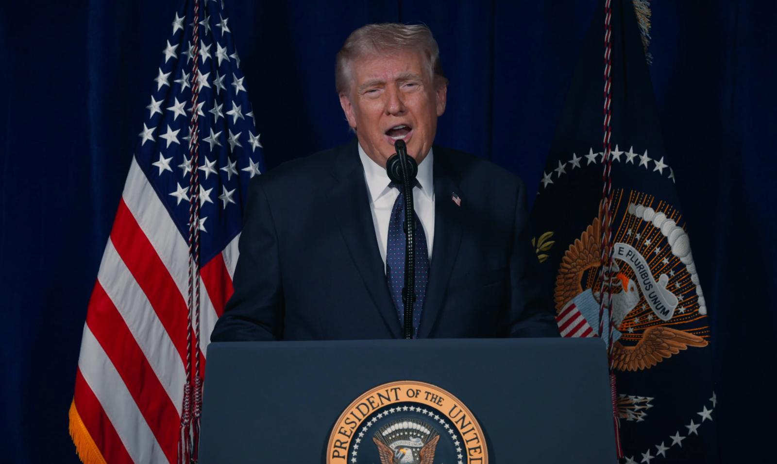 도널드 트럼프 미국 대통령이 1일(현지시간)  소셜미디어에 올린 6분 분량의 동영상에서 이란에 대한 군사공격이 “모든 목표가 달성될 때까지 계속될 것”이라고 밝혔다. 백악관 X 캡처