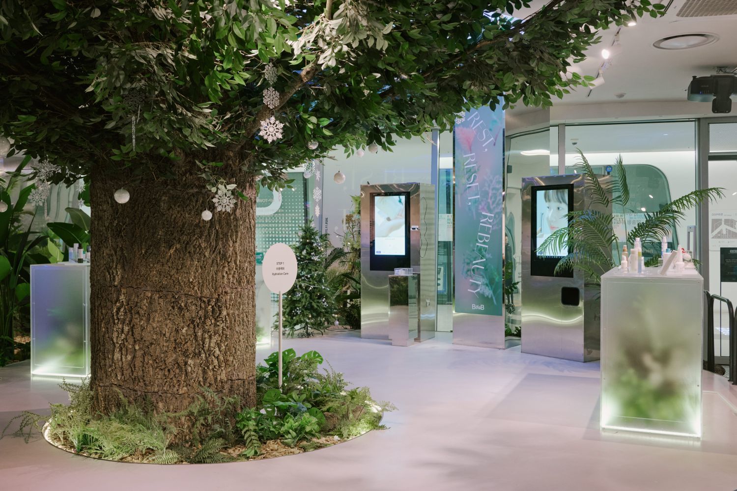 비더비의 상설 전시가 열리는 업타운 모습 / 출처=IT동아