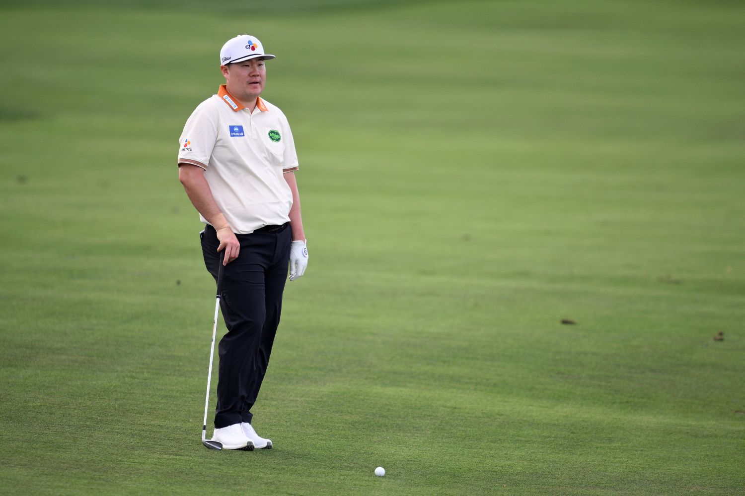 ‘아이언맨’ 임성재가 5일(한국 시간) 미국 플로리다주 올랜도의 베이힐 골프 앤드 로지(파72)에서 열린 미국프로골프(PGA)투어 아널드 파머 인비테이셔널 연습 라운드에서 11번 홀 코스를 바라보고 있다. PGA투어 제공