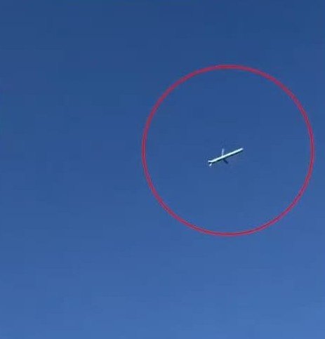 비행하고 있는 개량형 토마호크 장거리 순항미사일(MST). 8 CHANNEL 유튜브 영상 캡처